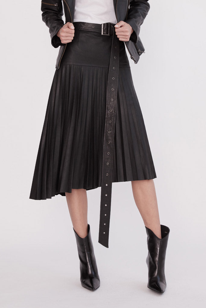 Park Avenue Pleated Skirt Black Leather