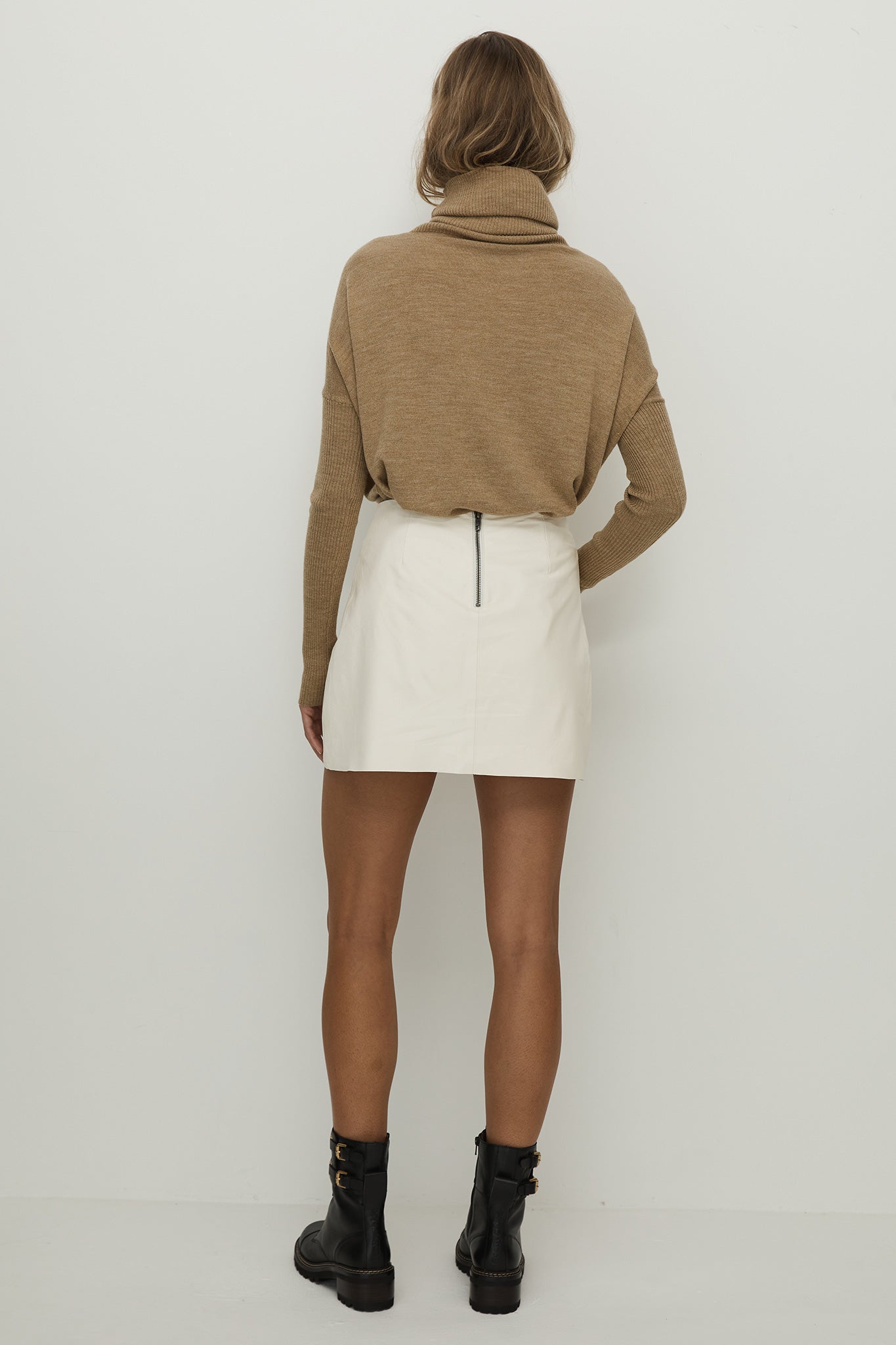 Rockefeller A-line Leather Skirt Seashell Leather - SAMPLE