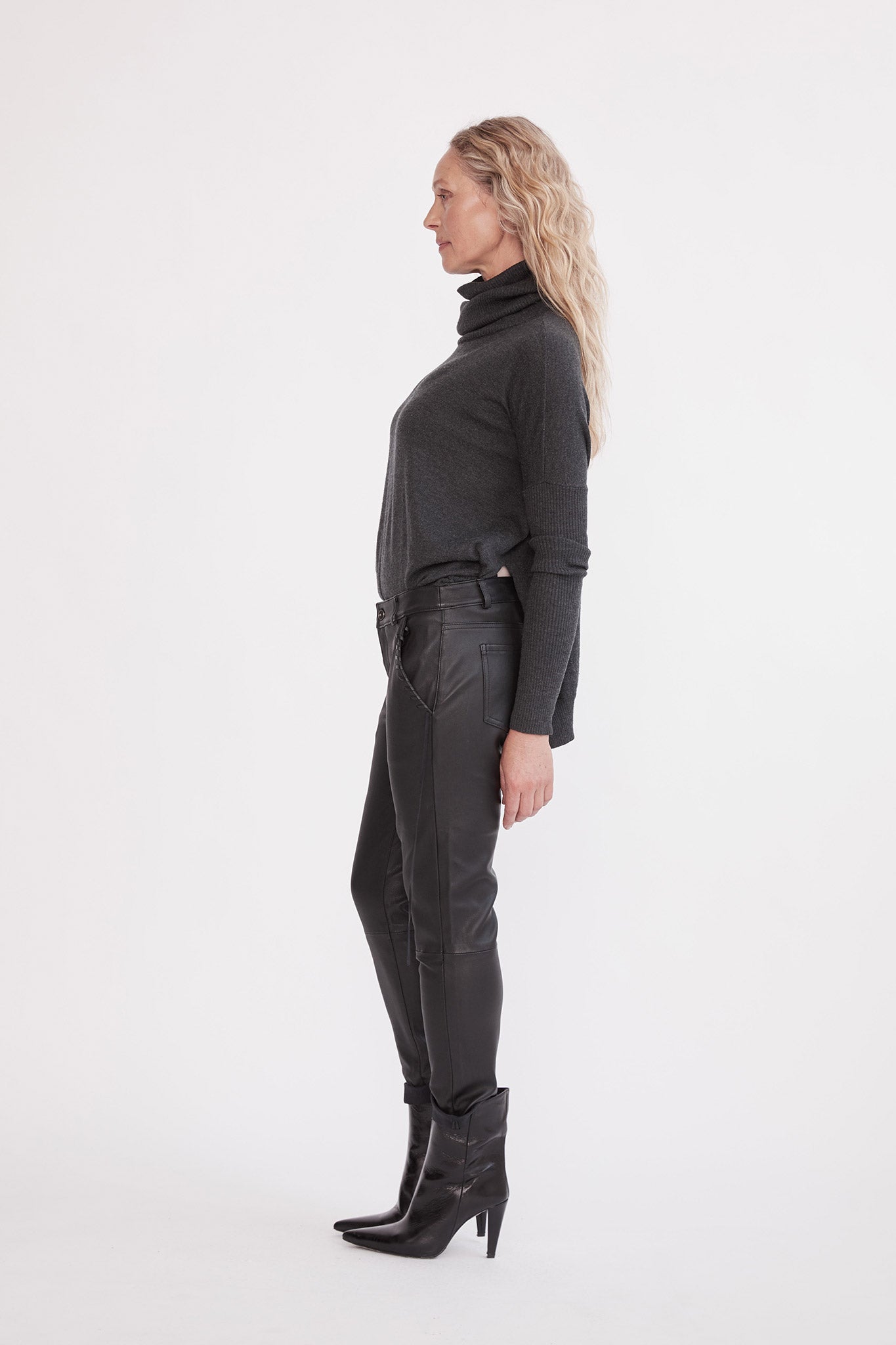 The Bondi Slouch Pant Black Stretch Leather