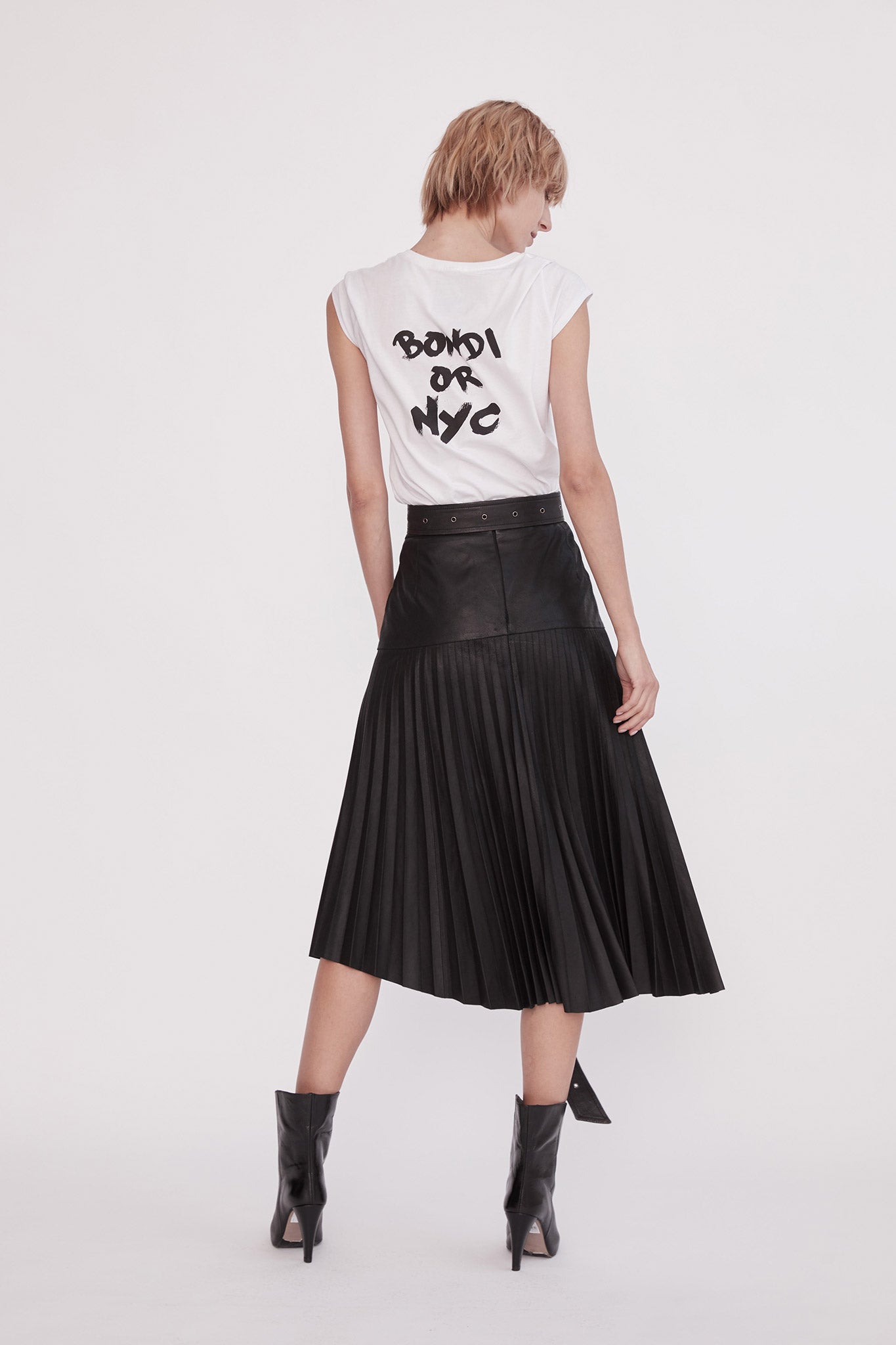 Park Avenue Pleated Skirt Black Leather