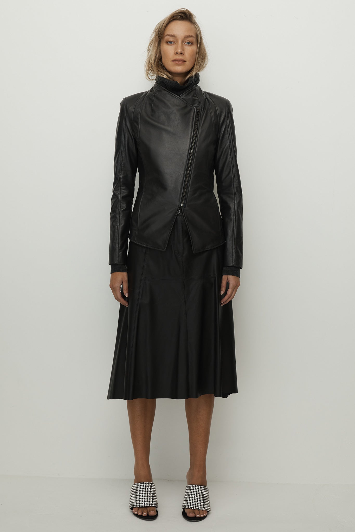 Elizabeth Jacket Vegetable Tanned Black Leather