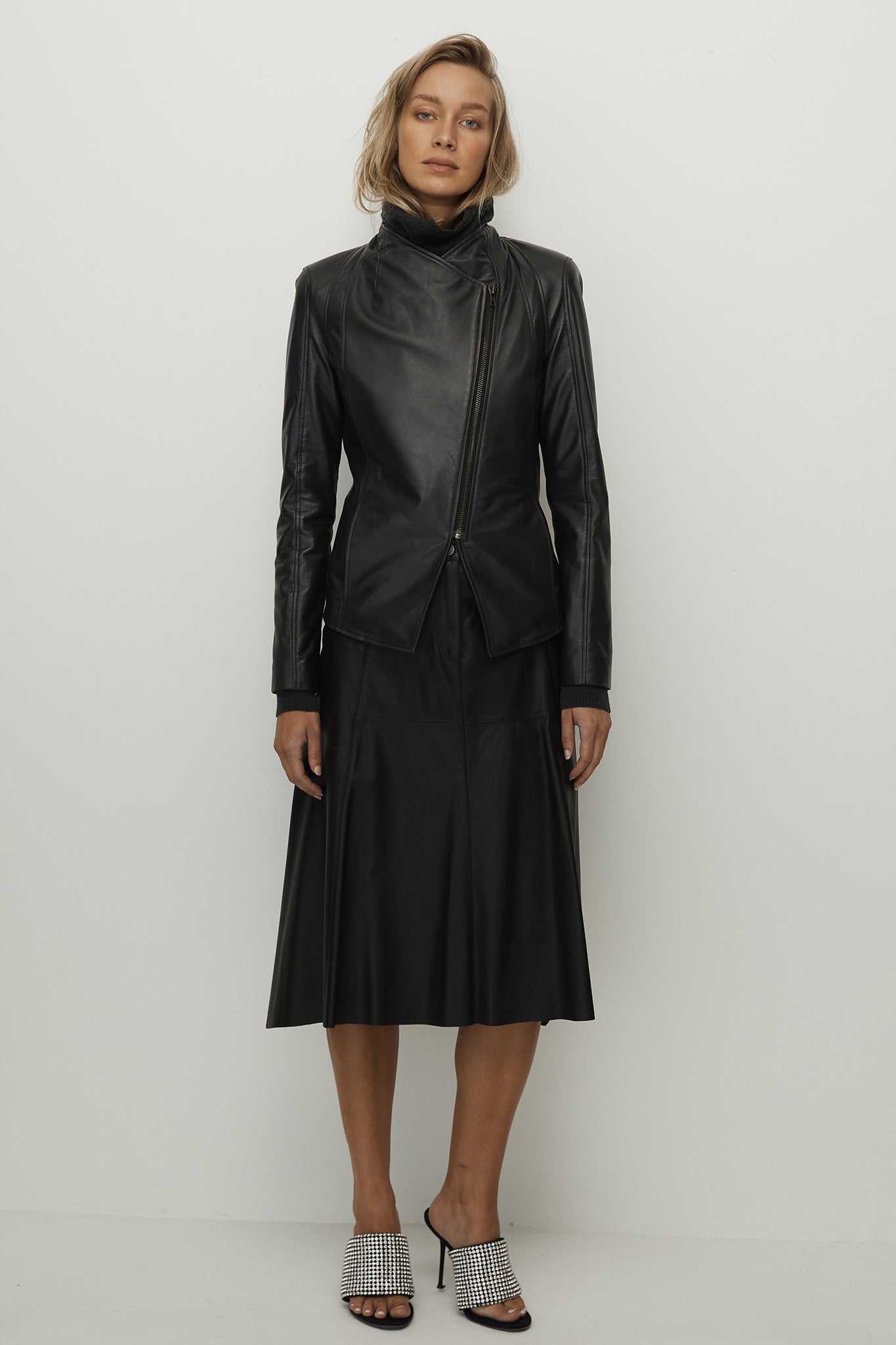 Elizabeth Jacket Vegetable Tanned Black Leather